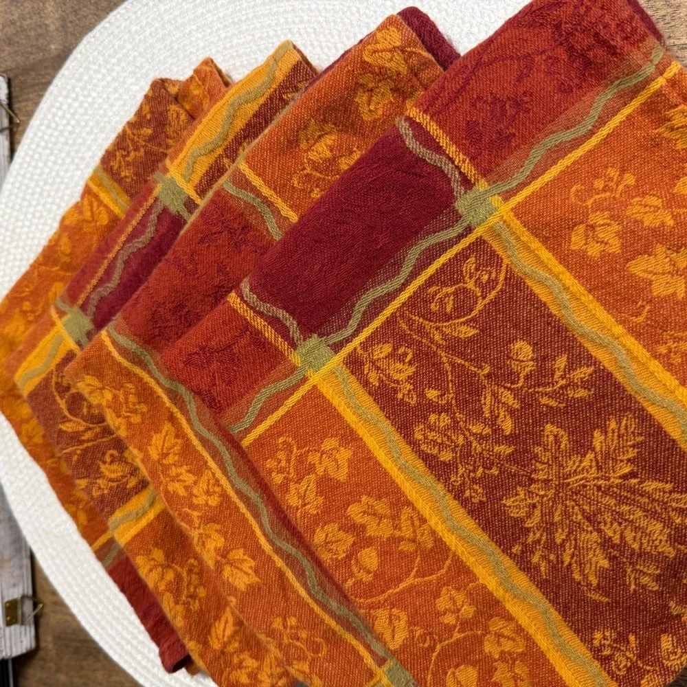 Set of 4 Fall Harvest Jacquard Cloth Napkins Orange Burgundy Floral Leaf Plaid